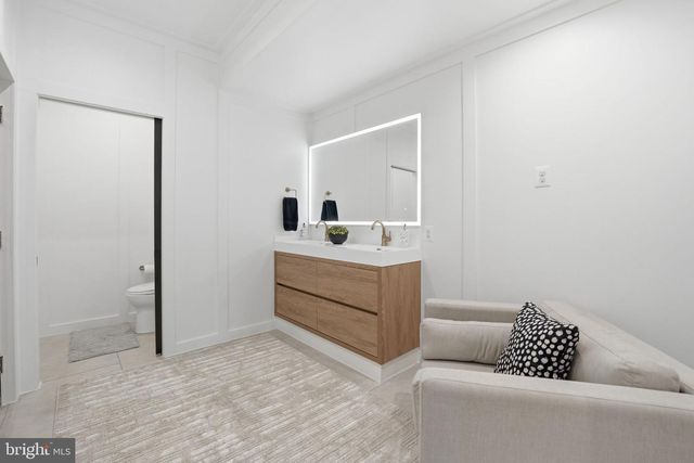 40631 LENAH RUN CIR, Aldie, VA 20105