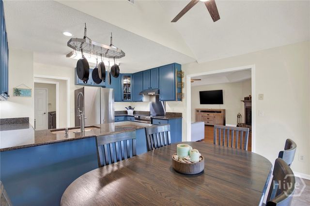 113 Druid Circle, Savannah, GA 31410