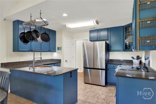 113 Druid Circle, Savannah, GA 31410