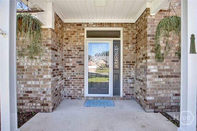 113 Druid Circle, Savannah, GA 31410