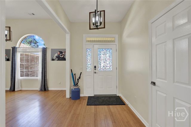 113 Druid Circle, Savannah, GA 31410
