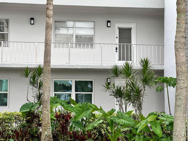 811 Flanders Q, Delray Beach, FL 33484