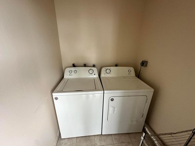 811 Flanders Q, Delray Beach, FL 33484
