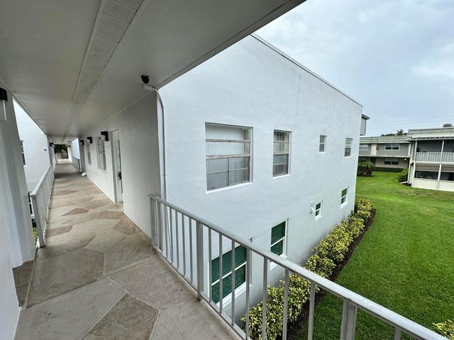 811 Flanders Q, Delray Beach, FL 33484