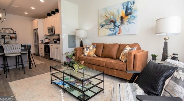 2250 Oak Road 1314, Snellville, GA 30078