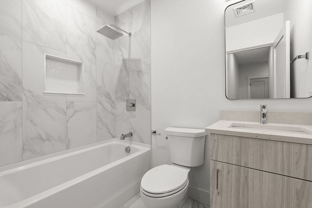 6 Dellmore Rd 3, Boston, MA 02130