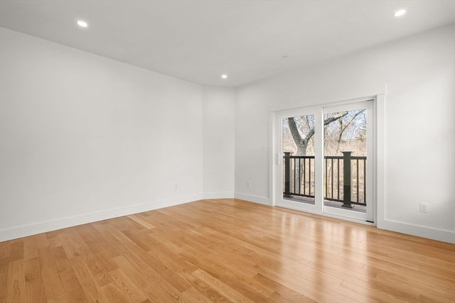 6 Dellmore Rd 3, Boston, MA 02130