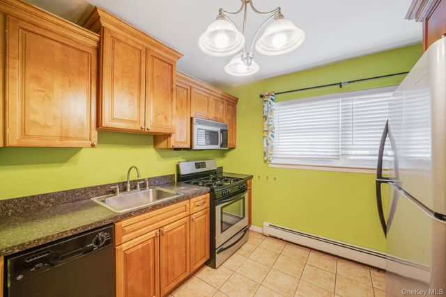 490 Main Street B-10, Farmingdale, NY 11735