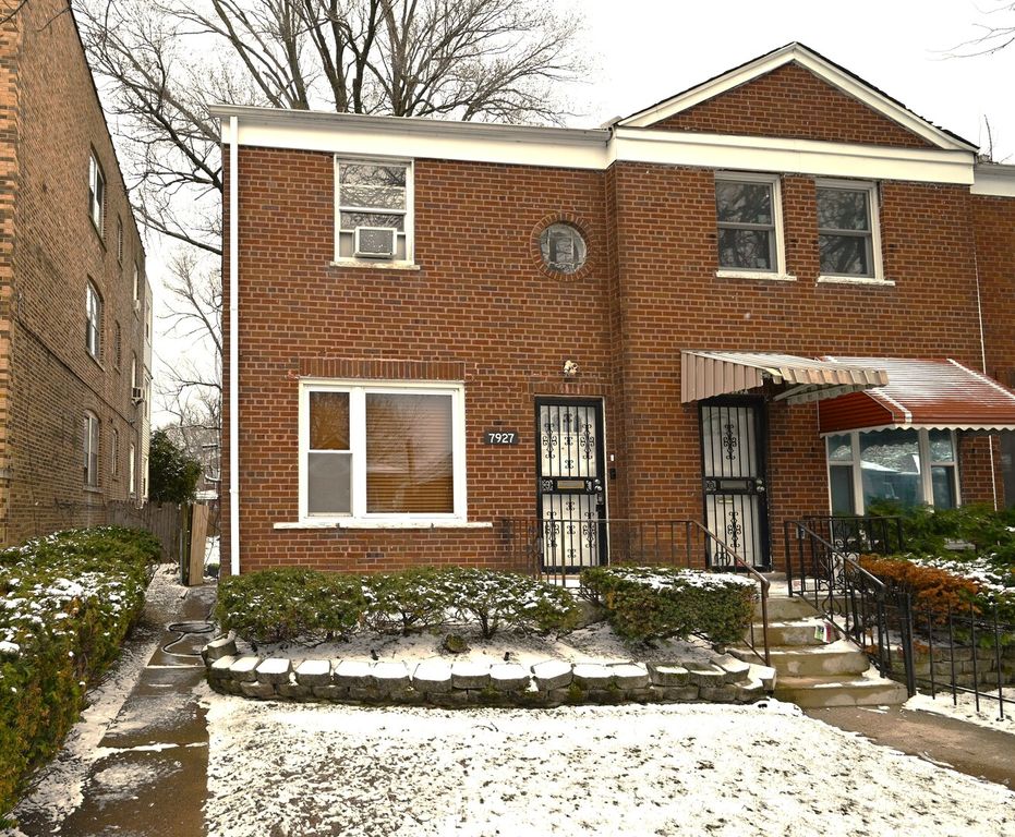 7927 S JEFFERY Boulevard, Chicago, IL 60617