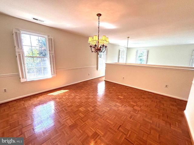 822 WESTFIELD DR, Cinnaminson, NJ 08077
