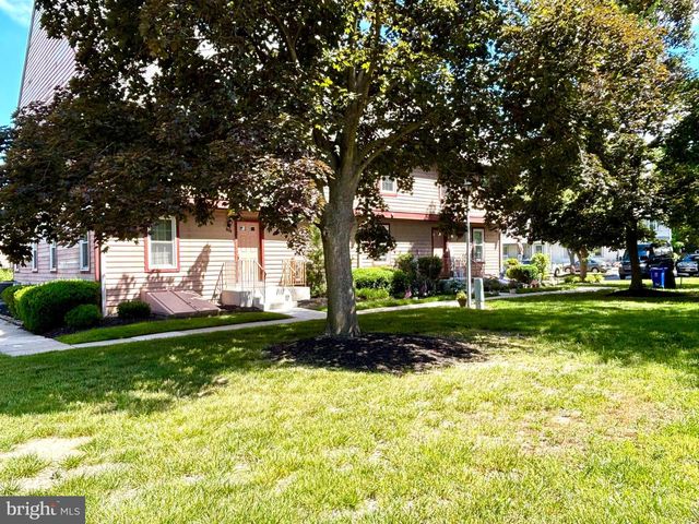822 WESTFIELD DR, Cinnaminson, NJ 08077