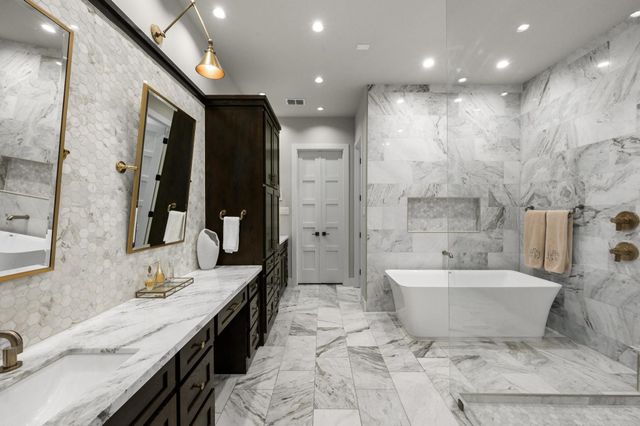 6675 Green Knoll, Dallas, TX 75230