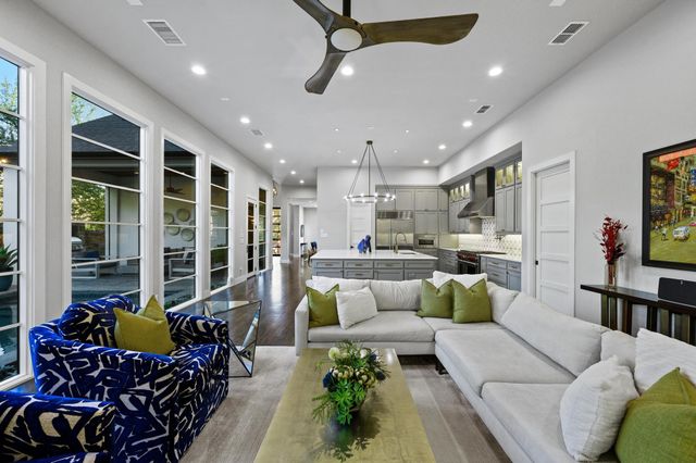 6675 Green Knoll, Dallas, TX 75230