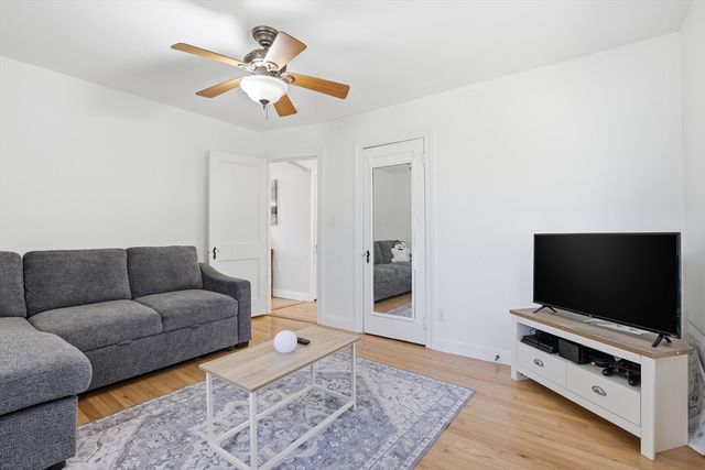 145 Boylston Cir, Shrewsbury, MA 01545