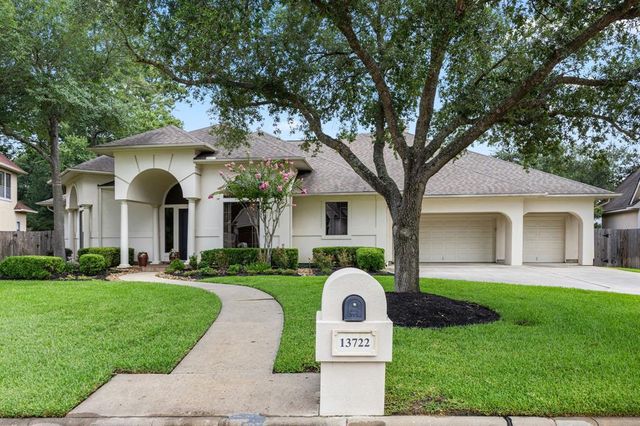 13722 Vinery Lane, Cypress, TX 77429