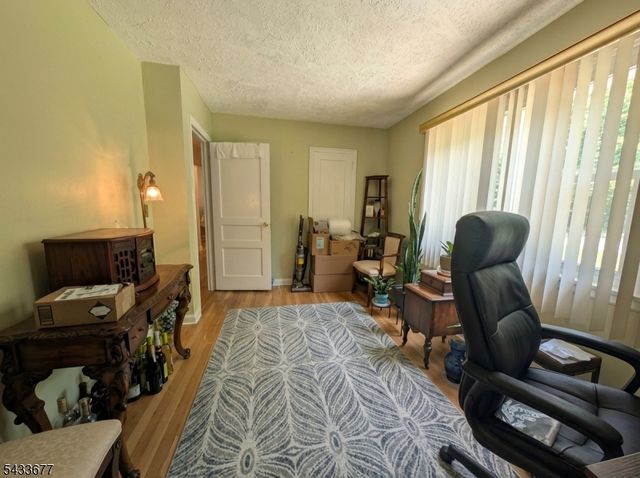 1255 Tuxedo Sq, Teaneck Twp., NJ 07666