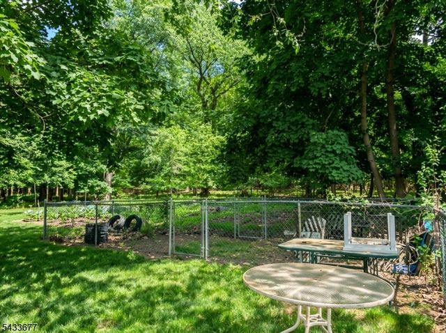 1255 Tuxedo Sq, Teaneck Twp., NJ 07666