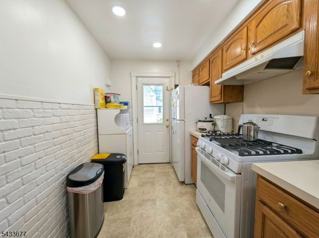 1255 Tuxedo Sq, Teaneck Twp., NJ 07666