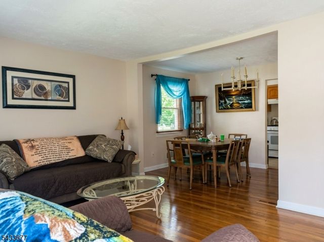 1255 Tuxedo Sq, Teaneck Twp., NJ 07666