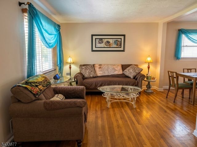 1255 Tuxedo Sq, Teaneck Twp., NJ 07666
