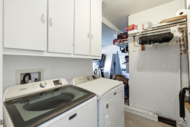 1456 HELENA COURT, Deltona, FL 32725