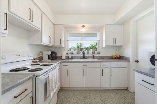 1456 HELENA COURT, Deltona, FL 32725