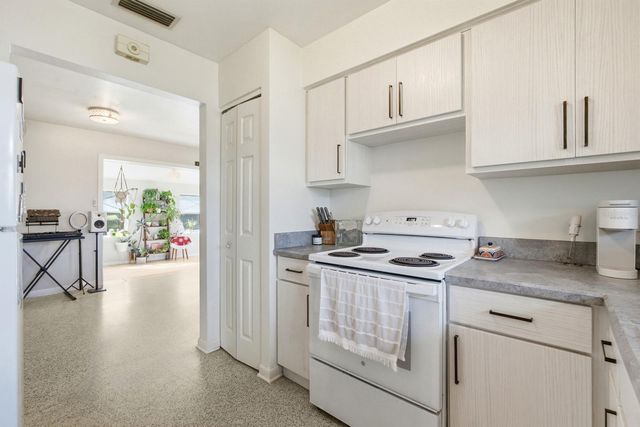 1456 HELENA COURT, Deltona, FL 32725