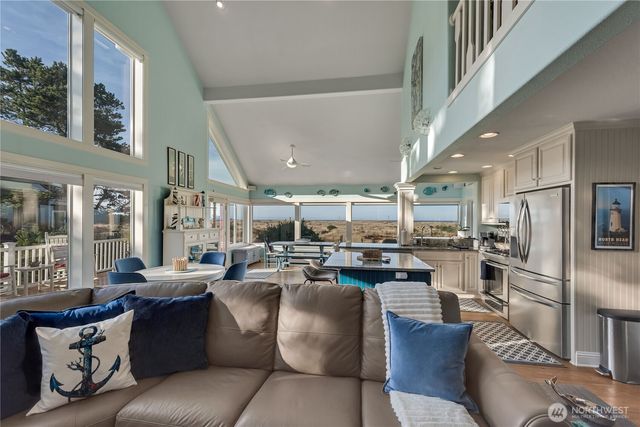 23411 Pacific Way, Ocean Park, WA 98640