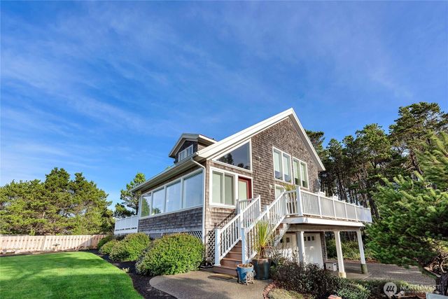 23411 Pacific Way, Ocean Park, WA 98640