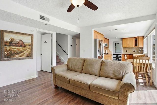 8932 Shady Vista Ct, Elk Grove, CA 95624