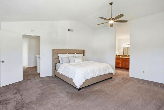 8932 Shady Vista Ct, Elk Grove, CA 95624