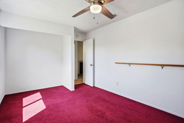 8932 Shady Vista Ct, Elk Grove, CA 95624