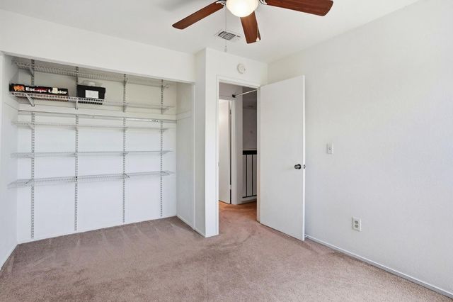 8932 Shady Vista Ct, Elk Grove, CA 95624