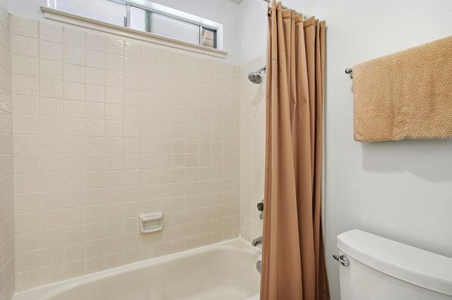 8932 Shady Vista Ct, Elk Grove, CA 95624