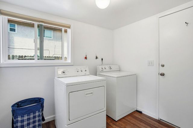 8932 Shady Vista Ct, Elk Grove, CA 95624