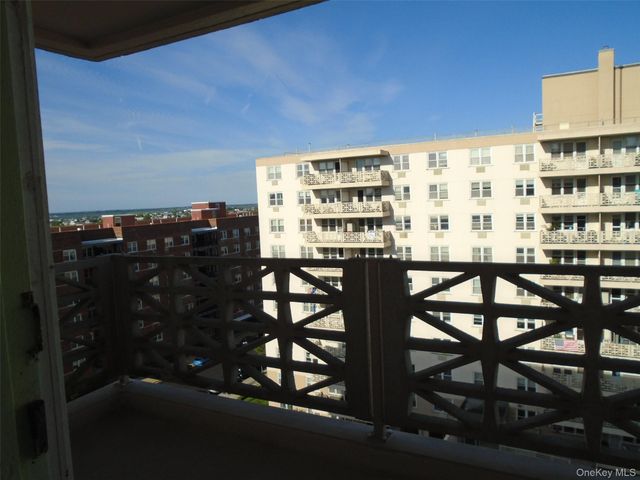 430 Shore Road 8G, Long Beach, NY 11561