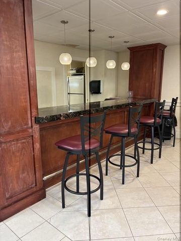 430 Shore Road 8G, Long Beach, NY 11561
