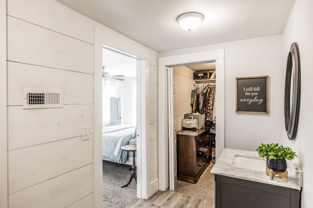 2999 Oak Grove Church Rd, Bethpage, TN 37022