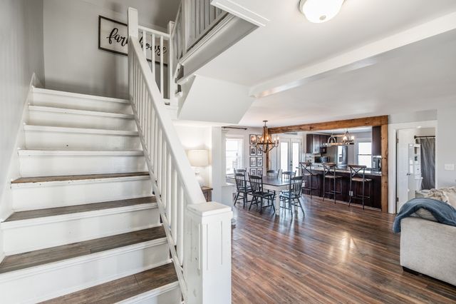 2999 Oak Grove Church Rd, Bethpage, TN 37022