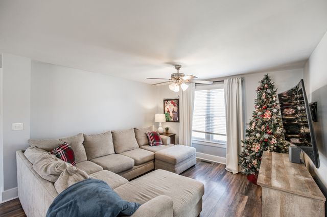 2999 Oak Grove Church Rd, Bethpage, TN 37022