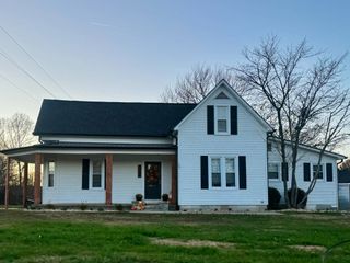 2999 Oak Grove Church Rd, Bethpage, TN 37022