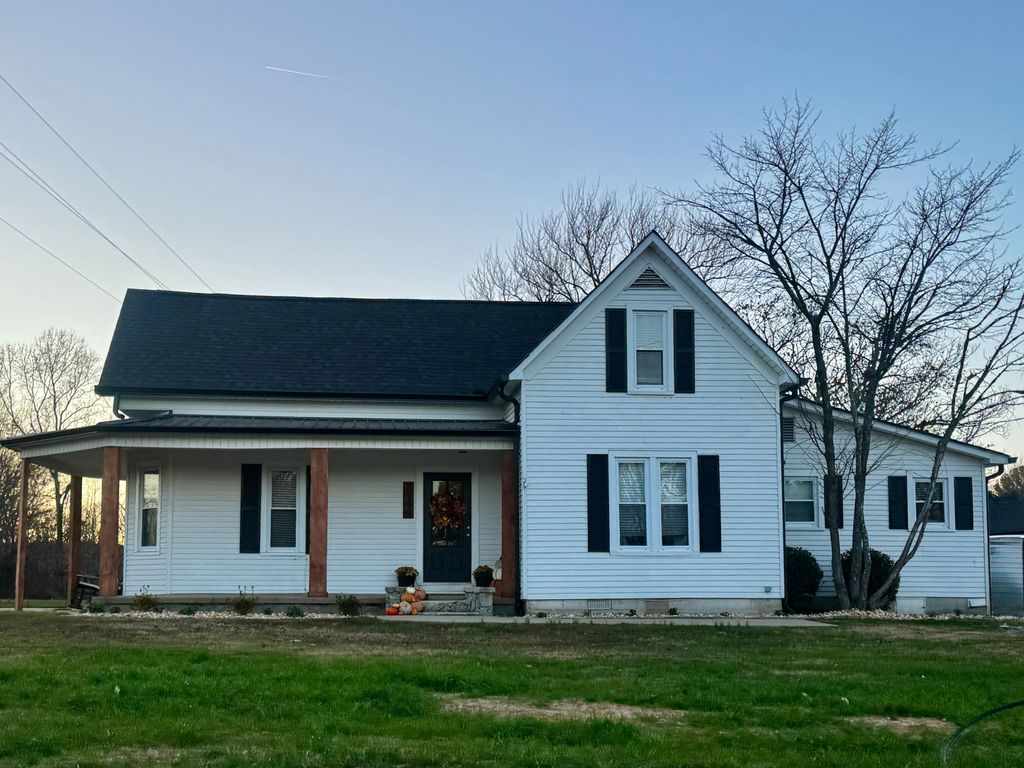 2999 Oak Grove Church Rd, Bethpage, TN 37022