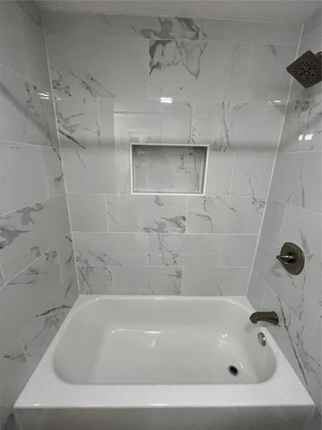 6410 Lovett Avenue, Dallas, TX 75227