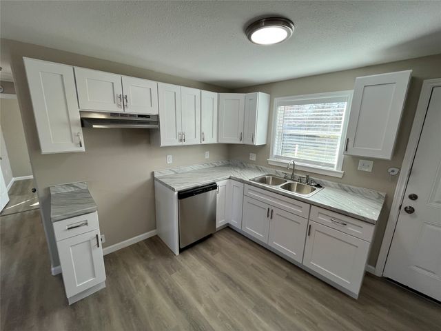 6410 Lovett Avenue, Dallas, TX 75227