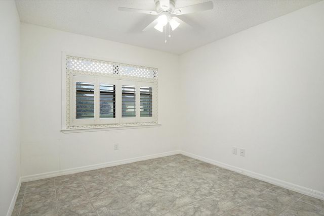 2486 SW Waikiki Street, Port St Lucie, FL 34953