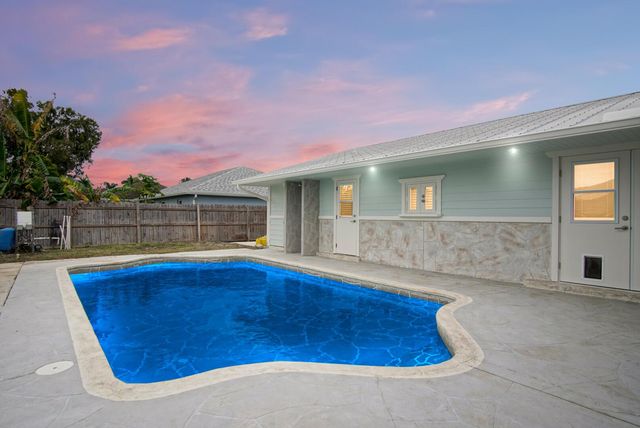 2486 SW Waikiki Street, Port St Lucie, FL 34953