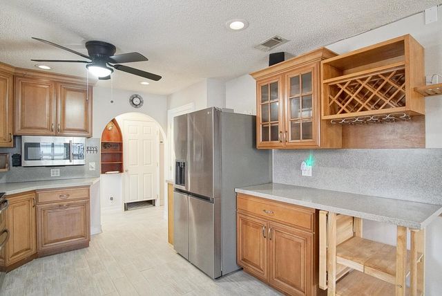 2486 SW Waikiki Street, Port St Lucie, FL 34953