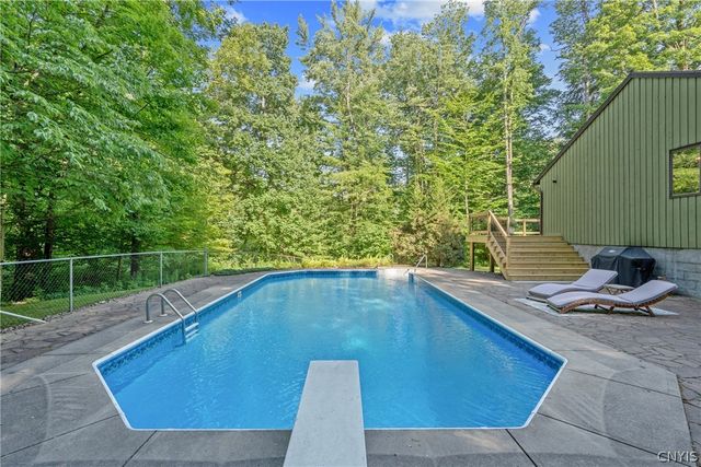 2424 Sourwood Drive, Lysander, NY 13135