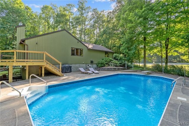 2424 Sourwood Drive, Lysander, NY 13135