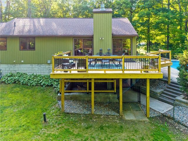 2424 Sourwood Drive, Lysander, NY 13135